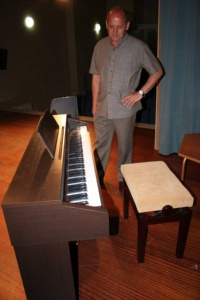 piano aula de musica (1)