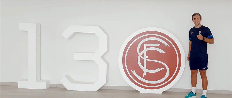 B242F0F2-27C1-41DE-9BFF-6C3D5371E239