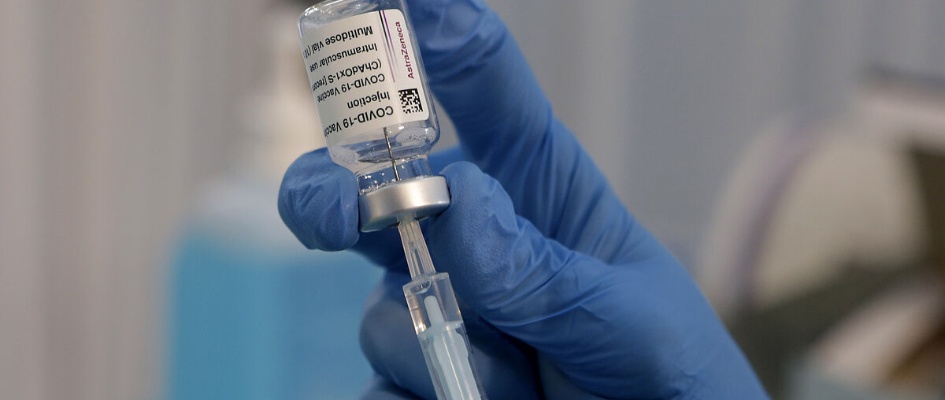 Vacunacion-profesores-pabellon-deportivo-SADUS_1550255510_134691431_1200x675